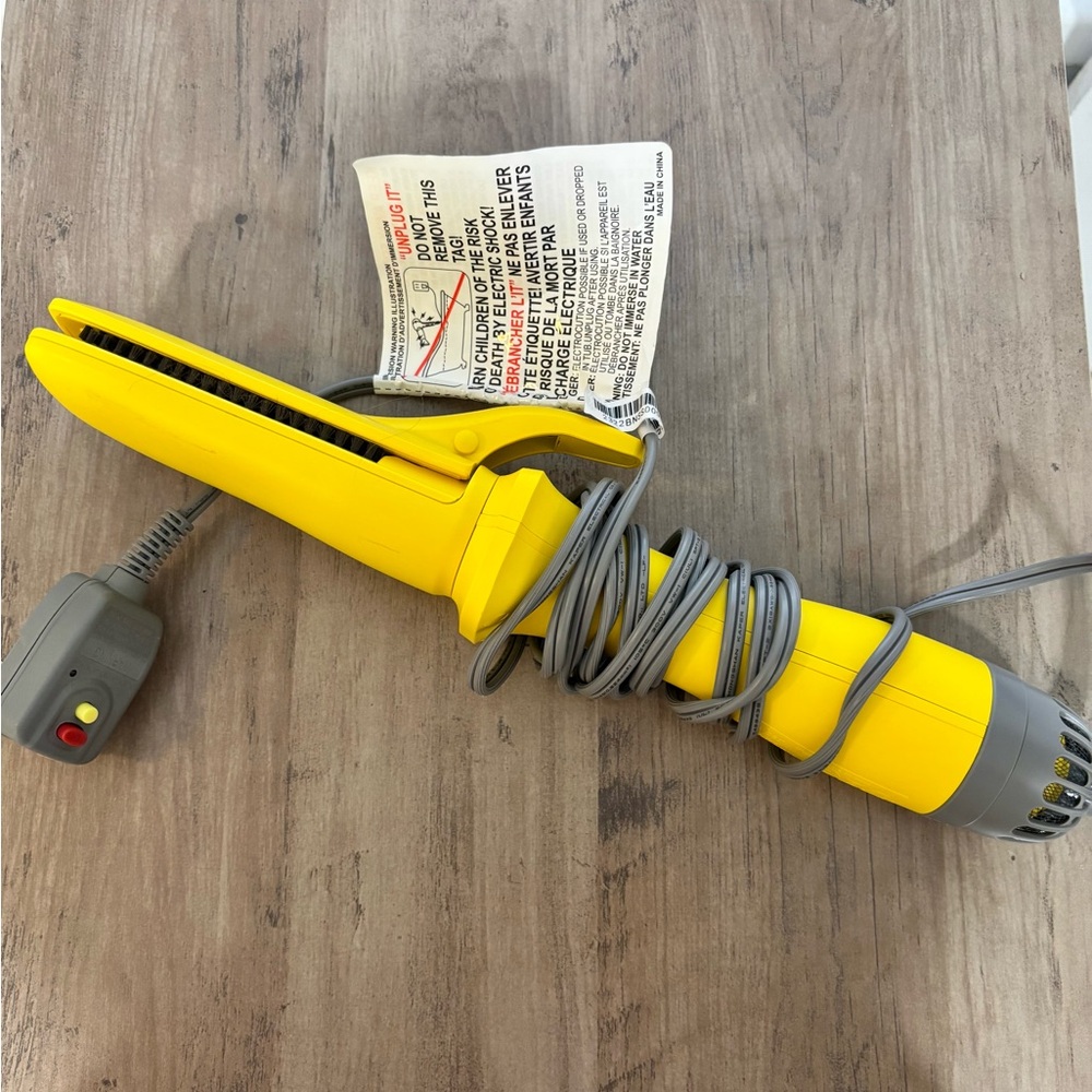 Drybar The Straight Shot Blow Drying Hair Straightener - Picture 4 of 10